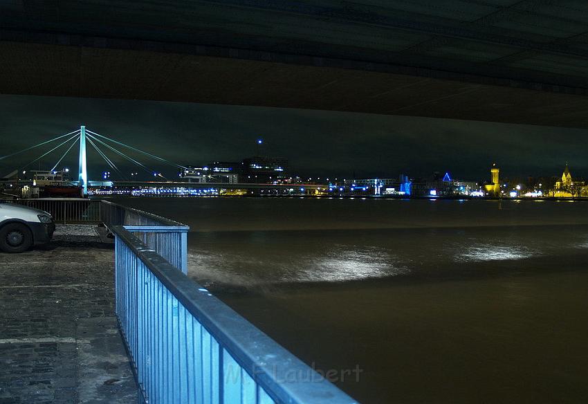 2010 Koeln Hochwasser P11.JPG